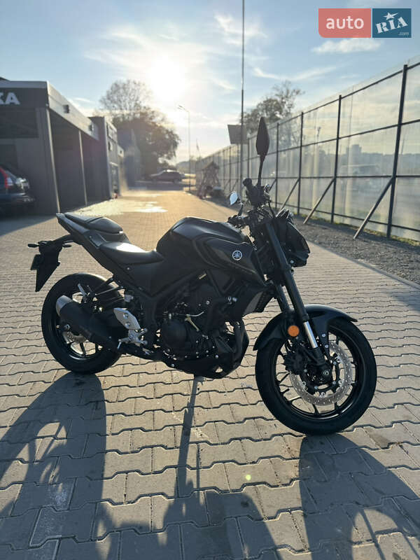 Мотоцикл Без обтекателей (Naked bike) Yamaha MT-03 2023 в Тернополе фото 4 Мотоцикл Без обтекателей (Naked bike) Yamaha MT-03 2023 в Тернополе