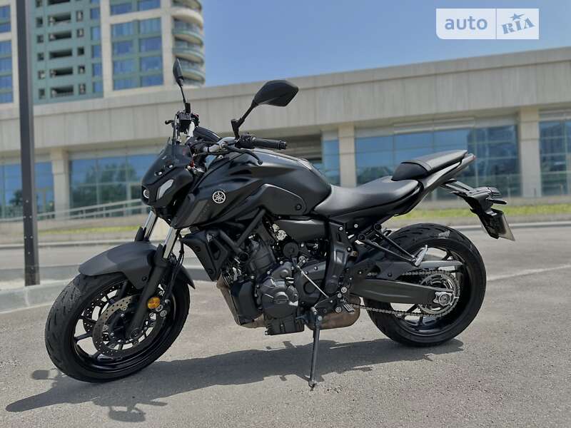 Мотоцикл Без обтекателей (Naked bike) Yamaha MT-07 2021 в Днепре