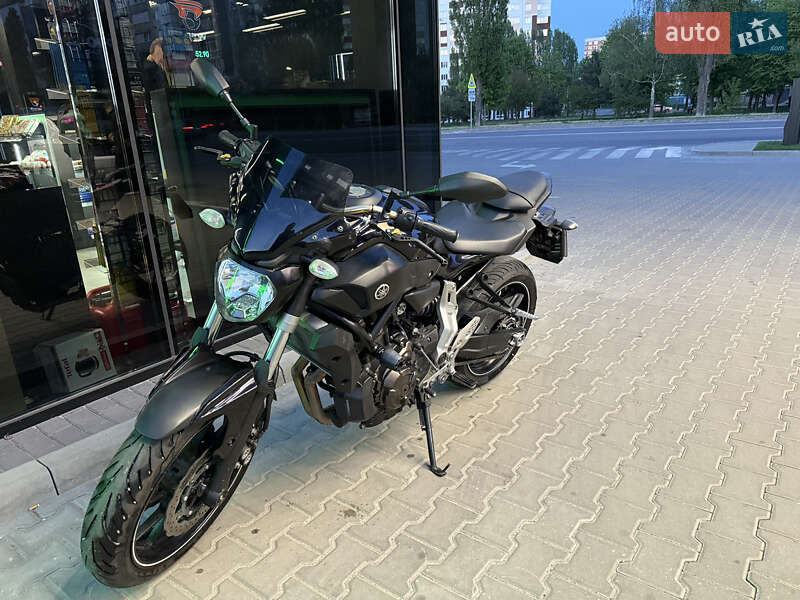 Мотоцикл Без обтікачів (Naked bike) Yamaha MT-07 2016 в Києві