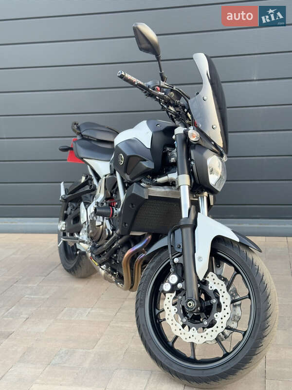 Yamaha MT-07 2017