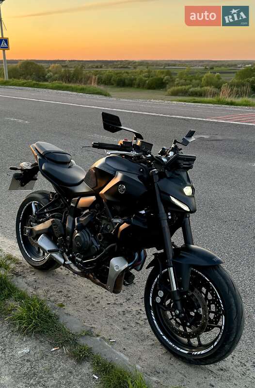 Yamaha MT-07 2025