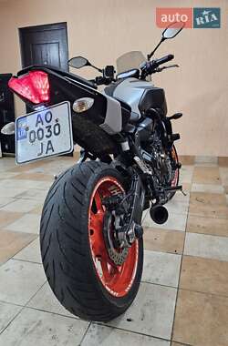 Мотоцикл Без обтекателей (Naked bike) Yamaha MT-07 2019 в 