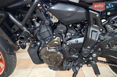 Мотоцикл Без обтекателей (Naked bike) Yamaha MT-07 2019 в 