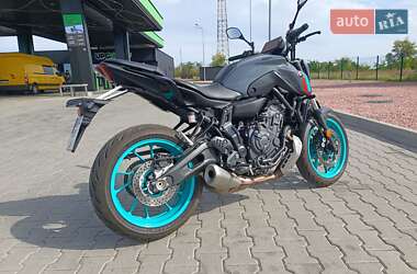 Мотоцикл Без обтекателей (Naked bike) Yamaha MT-07 2023 в 