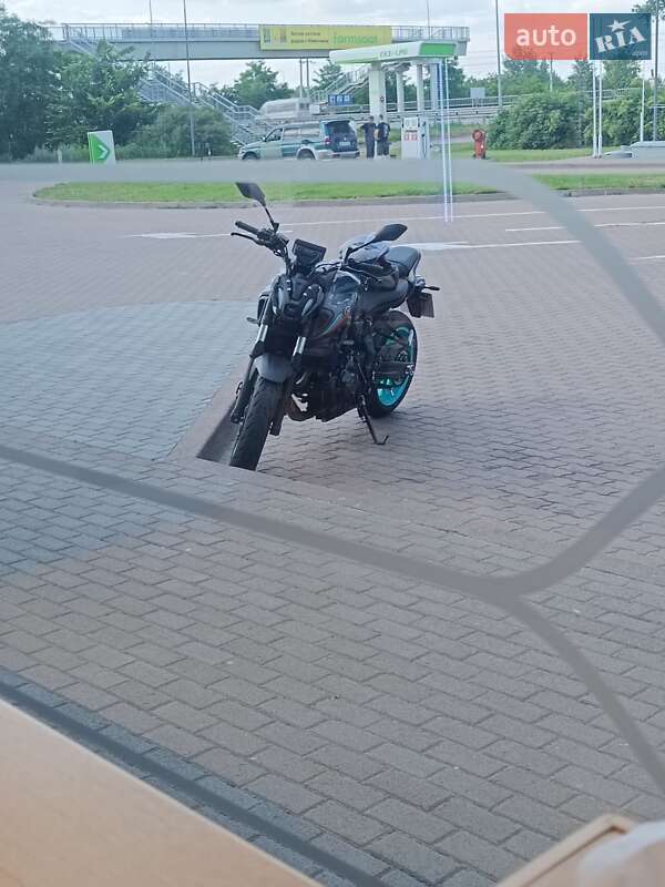 Мотоцикл Без обтекателей (Naked bike) Yamaha MT-07 2023 в Барышевке