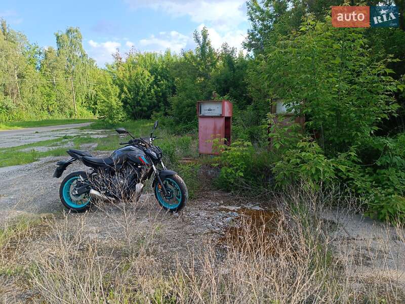Мотоцикл Без обтекателей (Naked bike) Yamaha MT-07 2023 в Барышевке