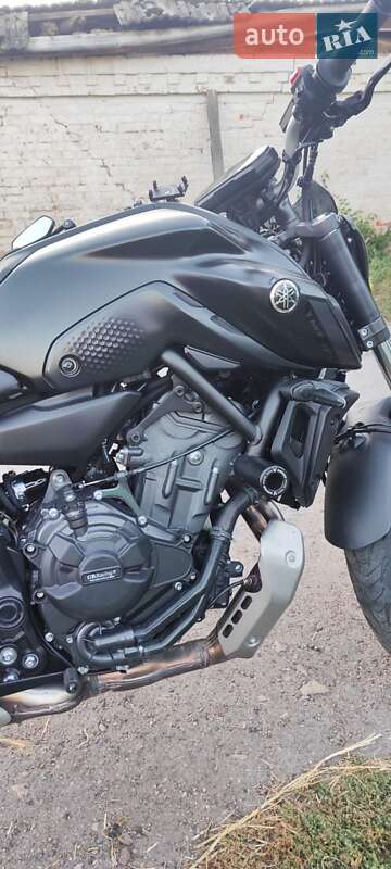 Мотоцикл Без обтекателей (Naked bike) Yamaha MT-07 2021 в Прилуках