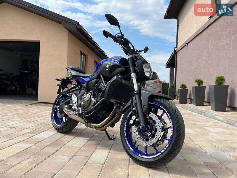 Yamaha MT-07 2016