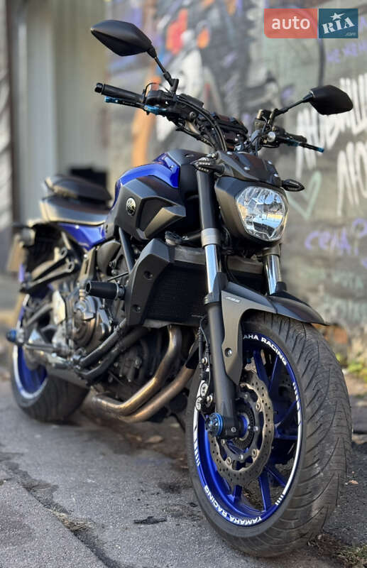 Мотоцикл Без обтікачів (Naked bike) Yamaha MT-07 2016 в Києві фото 2 Мотоцикл Без обтікачів (Naked bike) Yamaha MT-07 2016 в Києві