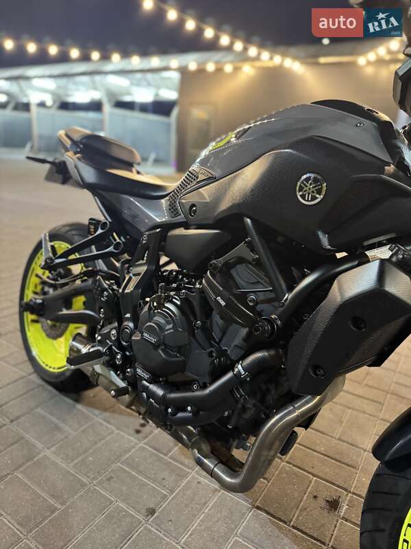 Спортбайк Yamaha MT-07 2017 в Днепре фото 20 Спортбайк Yamaha MT-07 2017 в Днепре