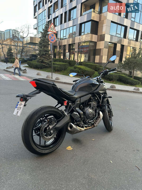 Мотоцикл Без обтекателей (Naked bike) Yamaha MT-07 2025 в Киеве фото 2 Мотоцикл Без обтекателей (Naked bike) Yamaha MT-07 2025 в Киеве