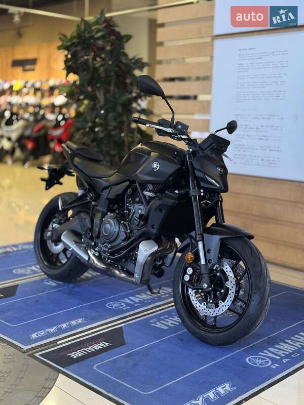 Yamaha MT-07 2025