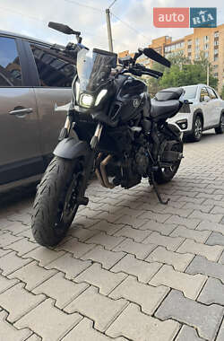 Мотоцикл Без обтекателей (Naked bike) Yamaha MT-07 2023 в Хмельницком