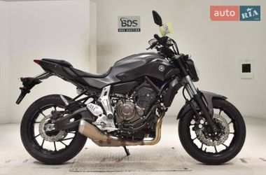 Мотоцикл Без обтекателей (Naked bike) Yamaha MT-07 2016 в Сновске