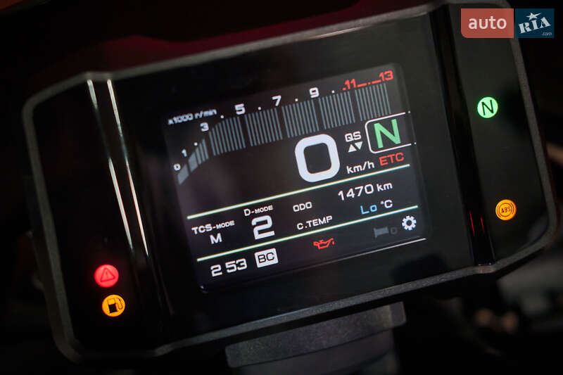 Мотоцикл Без обтекателей (Naked bike) Yamaha MT-09 SP 2022 в Днепре фото 8 Мотоцикл Без обтекателей (Naked bike) Yamaha MT-09 SP 2022 в Днепре