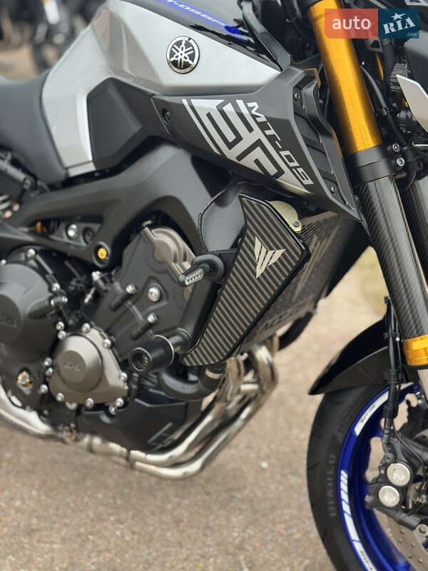 Мотоцикл Без обтекателей (Naked bike) Yamaha MT-09 SP 2018 в Сновске фото 14 Мотоцикл Без обтекателей (Naked bike) Yamaha MT-09 SP 2018 в Сновске
