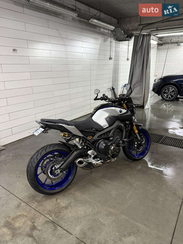 Мотоцикл Без обтекателей (Naked bike) Yamaha MT-09 SP 2018 в Киеве