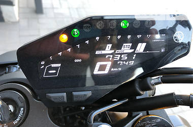 Мотоцикл Без обтекателей (Naked bike) Yamaha MT-09 2018 в 