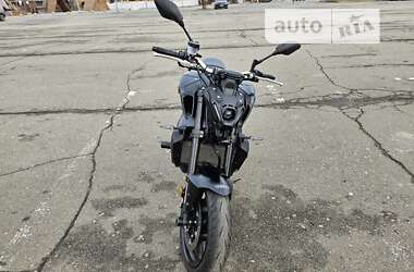 Мотоцикл Без обтекателей (Naked bike) Yamaha MT-09 2021 в Киеве