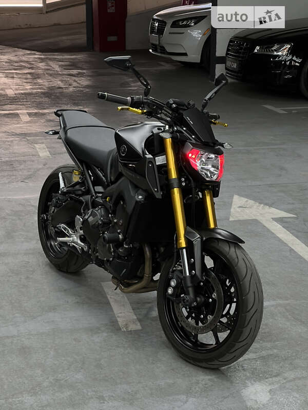 Мотоцикл Без обтекателей (Naked bike) Yamaha MT-09 2015 в Одессе