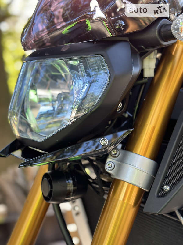 Мотоцикл Без обтікачів (Naked bike) Yamaha MT-09 2015 в Білій Церкві