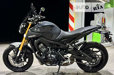 Мотоцикл Без обтекателей (Naked bike) Yamaha MT-09 2016 в Славянске