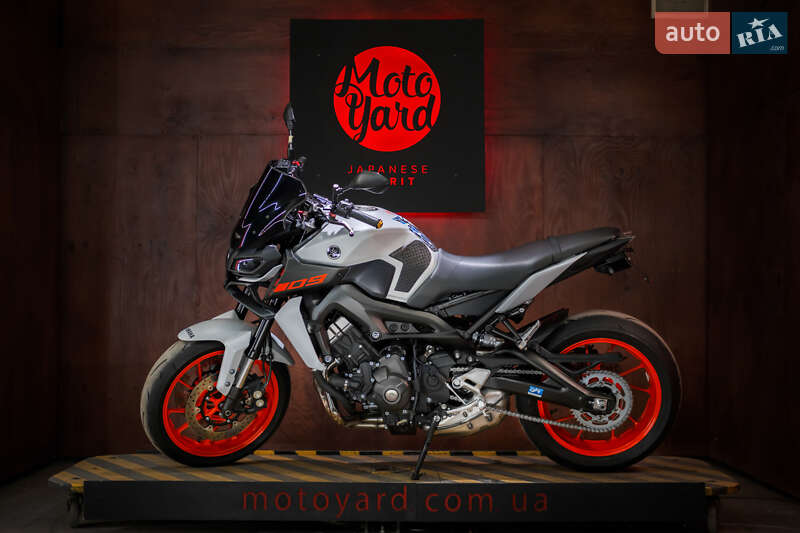 Мотоцикл Без обтекателей (Naked bike) Yamaha MT-09 2019 в Днепре