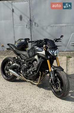 Мотоцикл Без обтекателей (Naked bike) Yamaha MT-09 2016 в Киеве