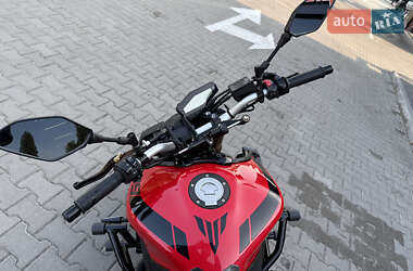 Мотоцикл Без обтекателей (Naked bike) Yamaha MT-09 2018 в 