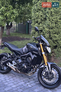 Мотоцикл Без обтікачів (Naked bike) Yamaha MT-09 2015 в Голубівці