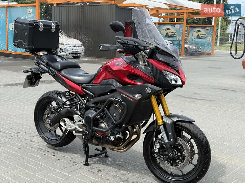 Мотоцикл Спорт-туризм Yamaha MT-09 2015 в 