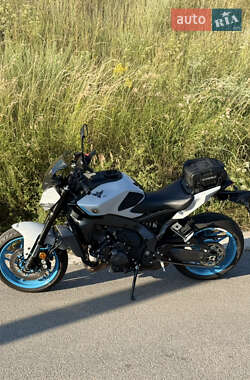 Мотоцикл Без обтекателей (Naked bike) Yamaha MT-09 2025 в Киеве