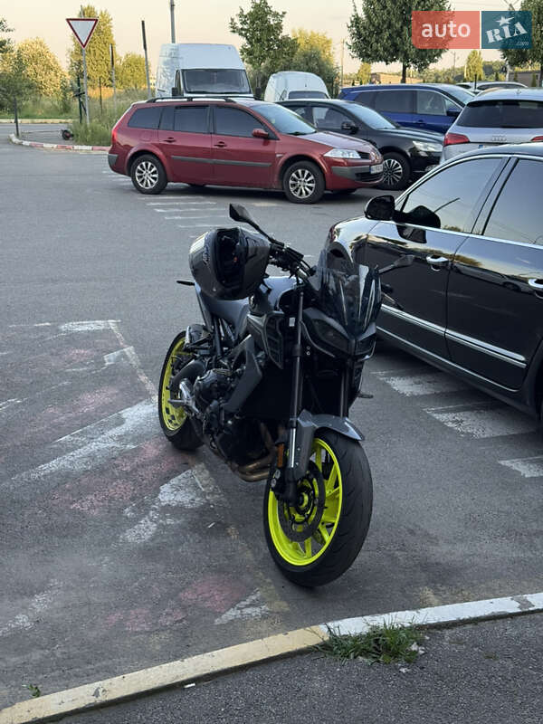 Спортбайк Yamaha MT-09 2018 в Бучі