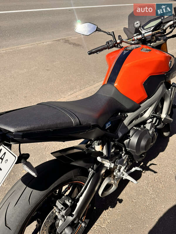 Мотоцикл Без обтікачів (Naked bike) Yamaha MT-09 2015 в Києві