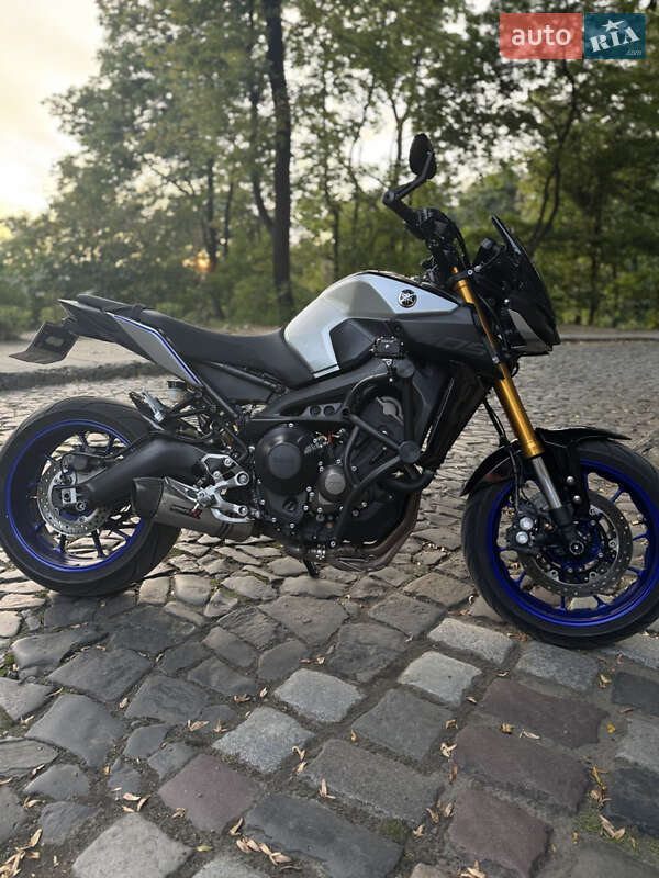 Мотоцикл Без обтекателей (Naked bike) Yamaha MT-09 2019 в Львове фото 2 Мотоцикл Без обтекателей (Naked bike) Yamaha MT-09 2019 в Львове