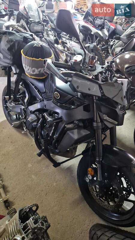 Мотоцикл Без обтекателей (Naked bike) Yamaha MT-09 2024 в Львове