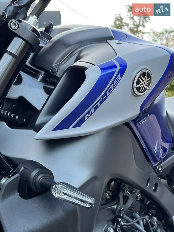 Мотоцикл Без обтекателей (Naked bike) Yamaha MT-09 2021 в Днепре