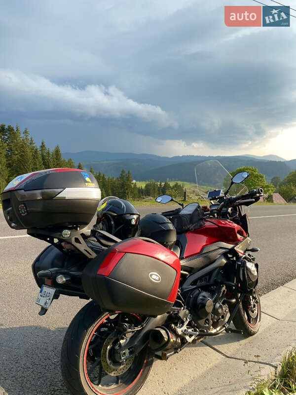 Мотоцикл Многоцелевой (All-round) Yamaha MT-09 2015 в Житомире