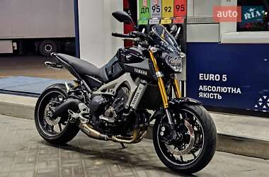 Мотоцикл Без обтекателей (Naked bike) Yamaha MT-09 2015 в Днепре
