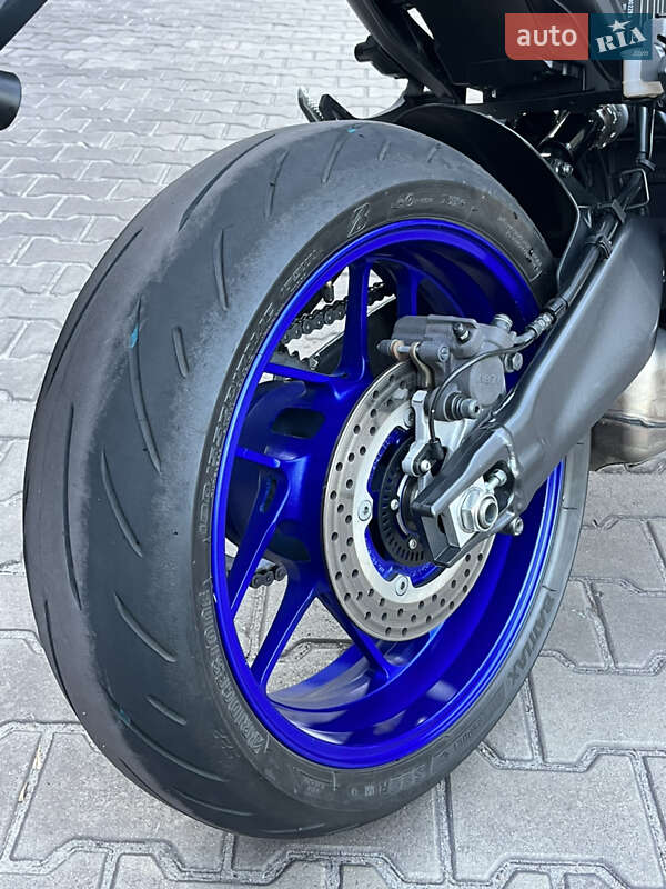 Мотоцикл Без обтікачів (Naked bike) Yamaha MT-09 2021 в Кам'янському фото 31 Мотоцикл Без обтікачів (Naked bike) Yamaha MT-09 2021 в Кам'янському