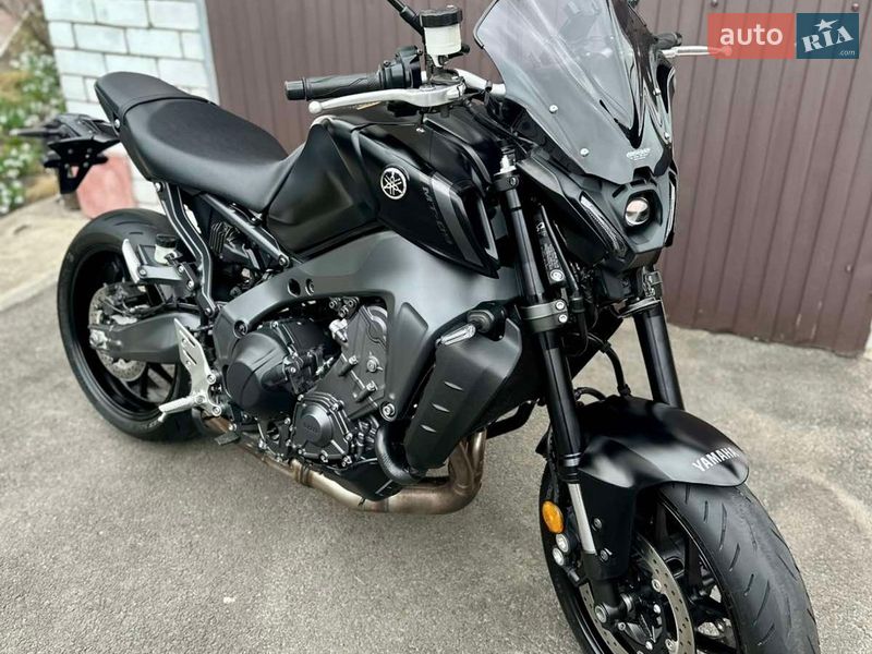 Мотоцикл Без обтекателей (Naked bike) Yamaha MT-09 2022 в Смеле фото 10 Мотоцикл Без обтекателей (Naked bike) Yamaha MT-09 2022 в Смеле