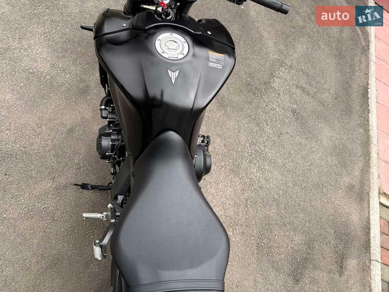 Мотоцикл Без обтекателей (Naked bike) Yamaha MT-09 2022 в Смеле фото 25 Мотоцикл Без обтекателей (Naked bike) Yamaha MT-09 2022 в Смеле