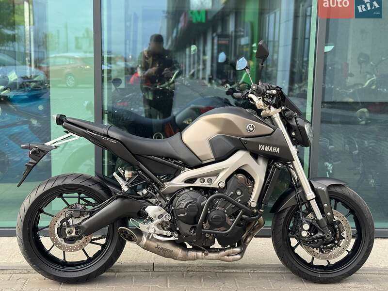 Yamaha MT-09 2015