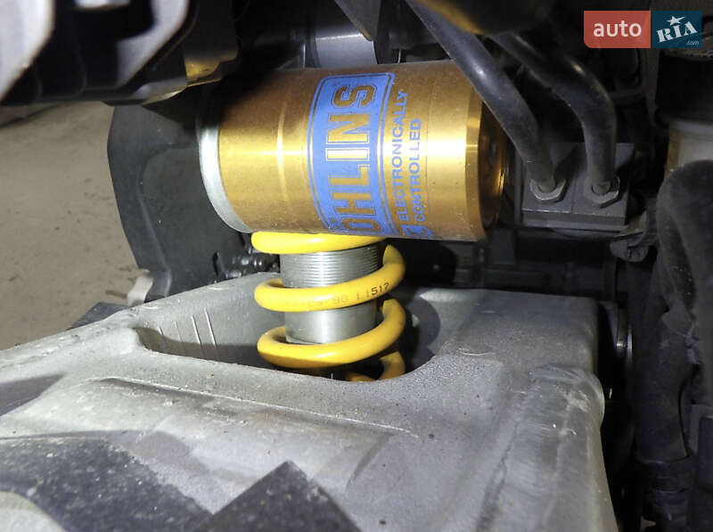 Мотоцикл Без обтікачів (Naked bike) Yamaha MT-10 SP 2017 в Ніжині фото 12 Мотоцикл Без обтікачів (Naked bike) Yamaha MT-10 SP 2017 в Ніжині