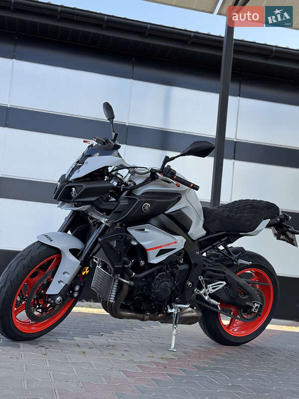 Мотоцикл Без обтекателей (Naked bike) Yamaha MT-10 2020 в Нетешине