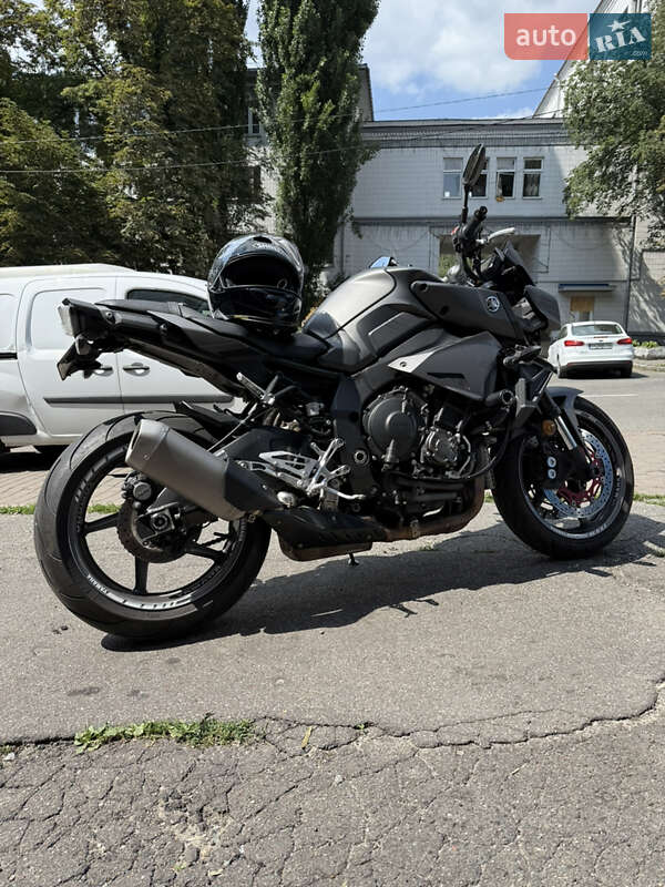 Yamaha MT-10 2017