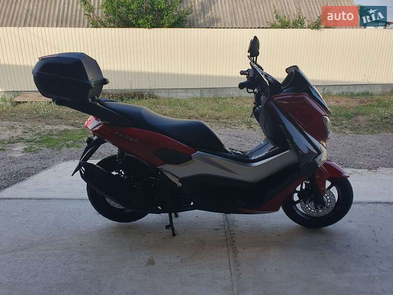 Скутер Yamaha NMax 2017 в Вышгороде
