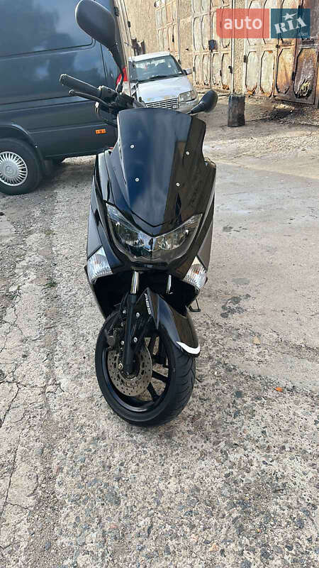 Yamaha NMax 2017