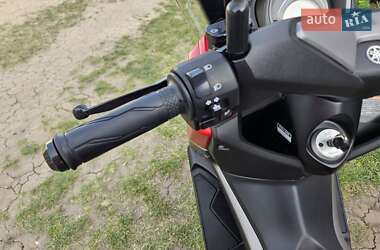 Макси-скутер Yamaha NMax 2017 в 