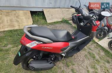 Макси-скутер Yamaha NMax 2017 в 